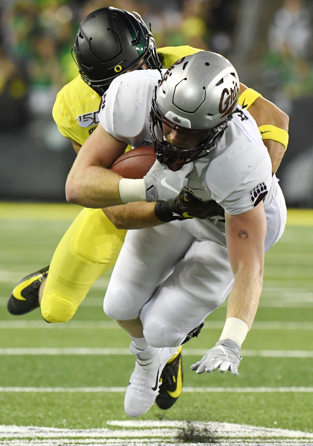 Montana falls to No 15 Oregon 025.JPG